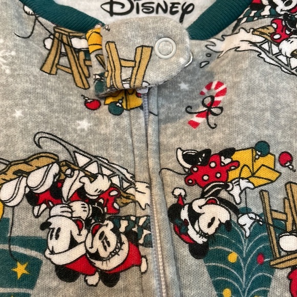 Disney 6/9 Months Zipper Sleeper - Picture 9 of 11